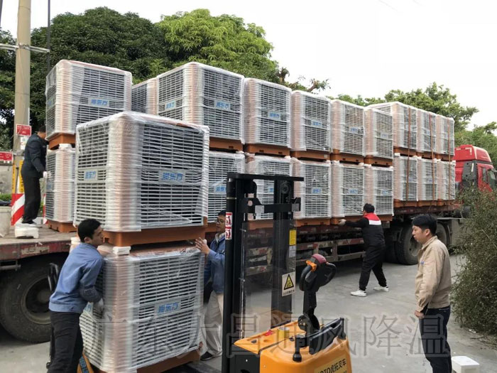 潤東方環(huán)?？照{(diào)告訴您車間需要什么樣的降溫設(shè)備
