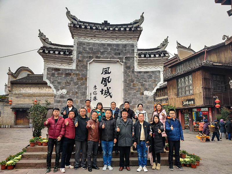 潤(rùn)東方環(huán)??照{(diào)團(tuán)隊(duì)出游 潤(rùn)東方環(huán)??照{(diào)團(tuán)隊(duì)出游
