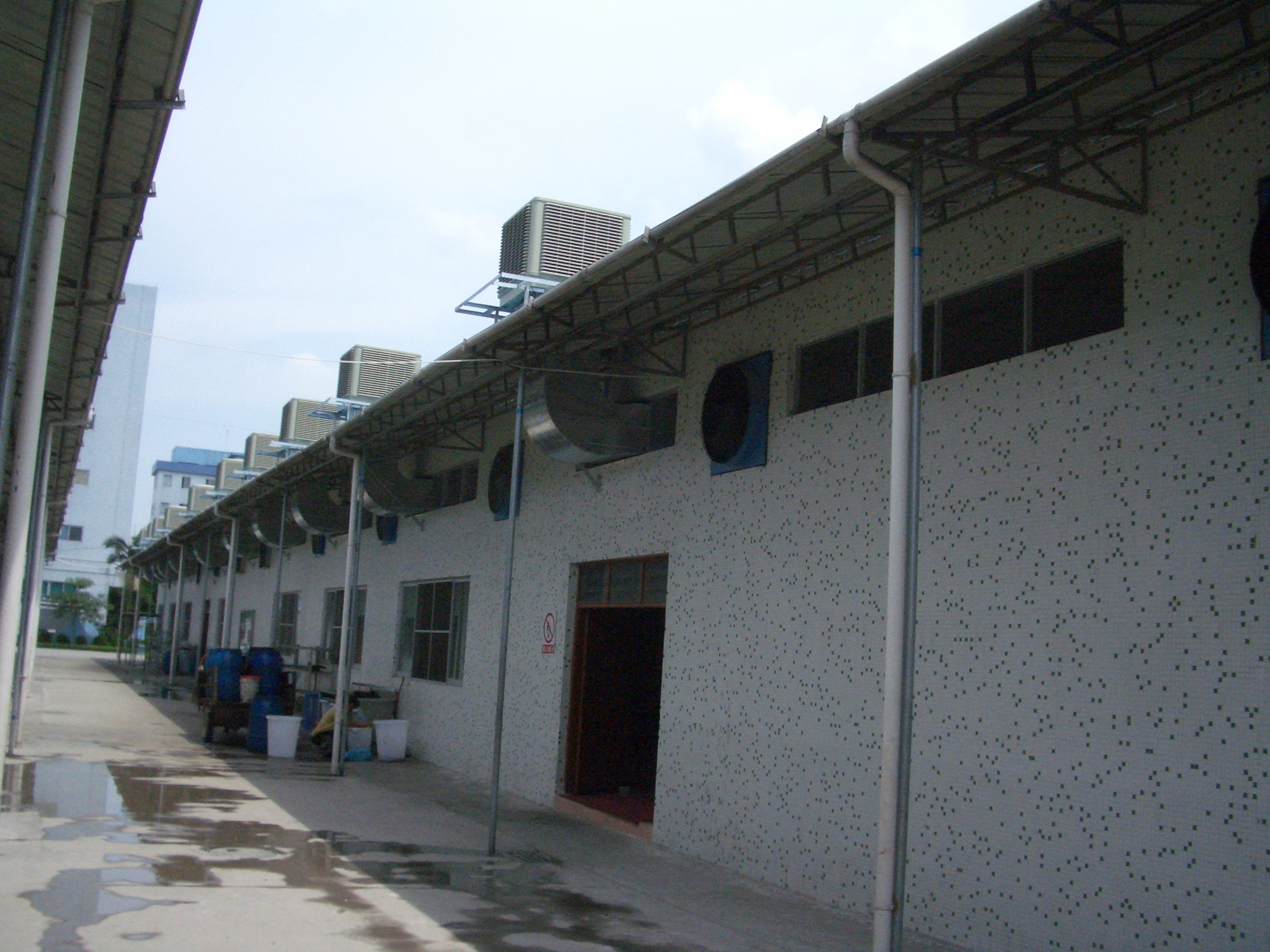 潤東方環(huán)?？照{(diào),環(huán)?？照{(diào)安裝,環(huán)保空調(diào),廠房降溫,鐵皮房降溫